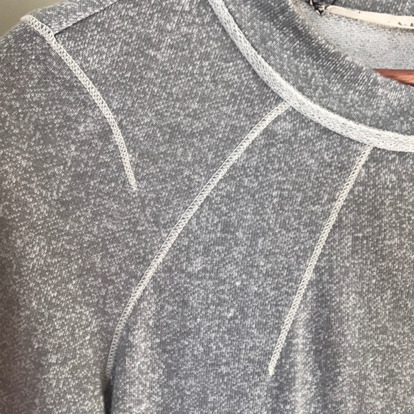 Chelsea & Violet Sweater - Picture 3 of 7